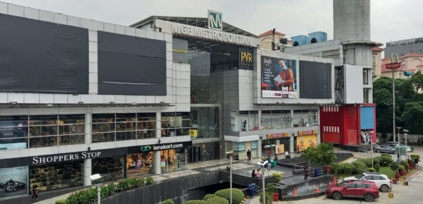 Retail showroom for Lease in MGF Metropolitan Mall @ Sector – 25  MAIN ROAD FACING